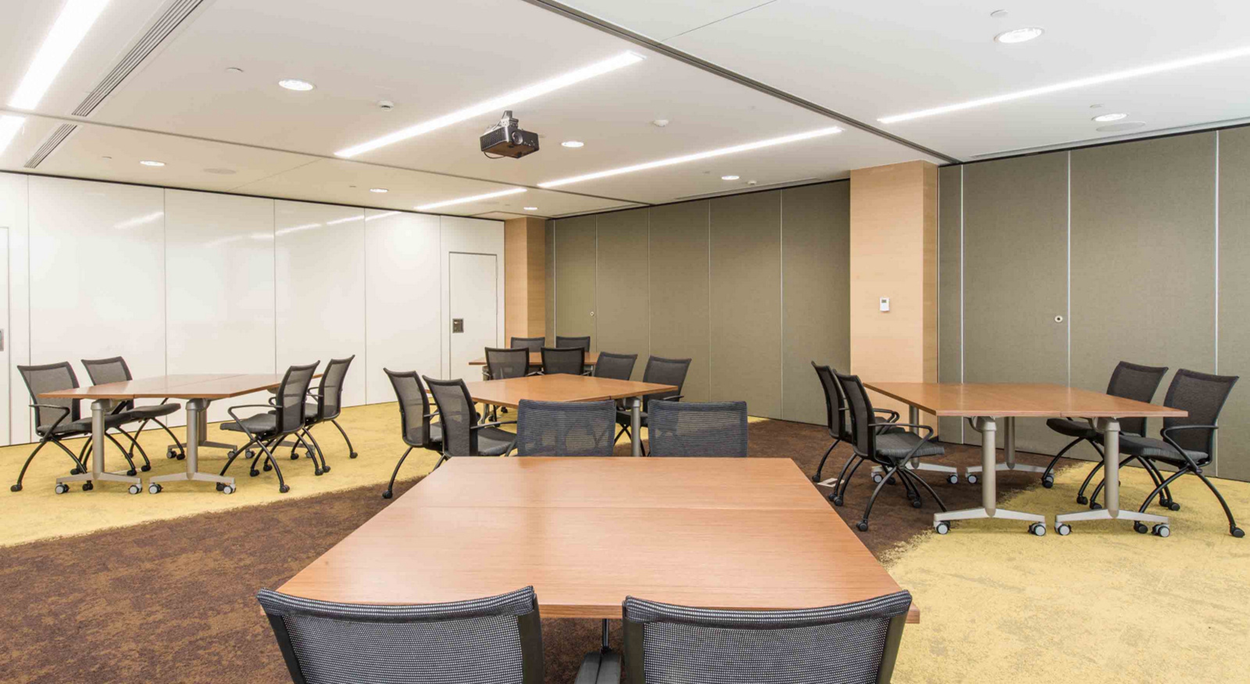 成都寫字樓辦公室裝修技巧的四大設計原