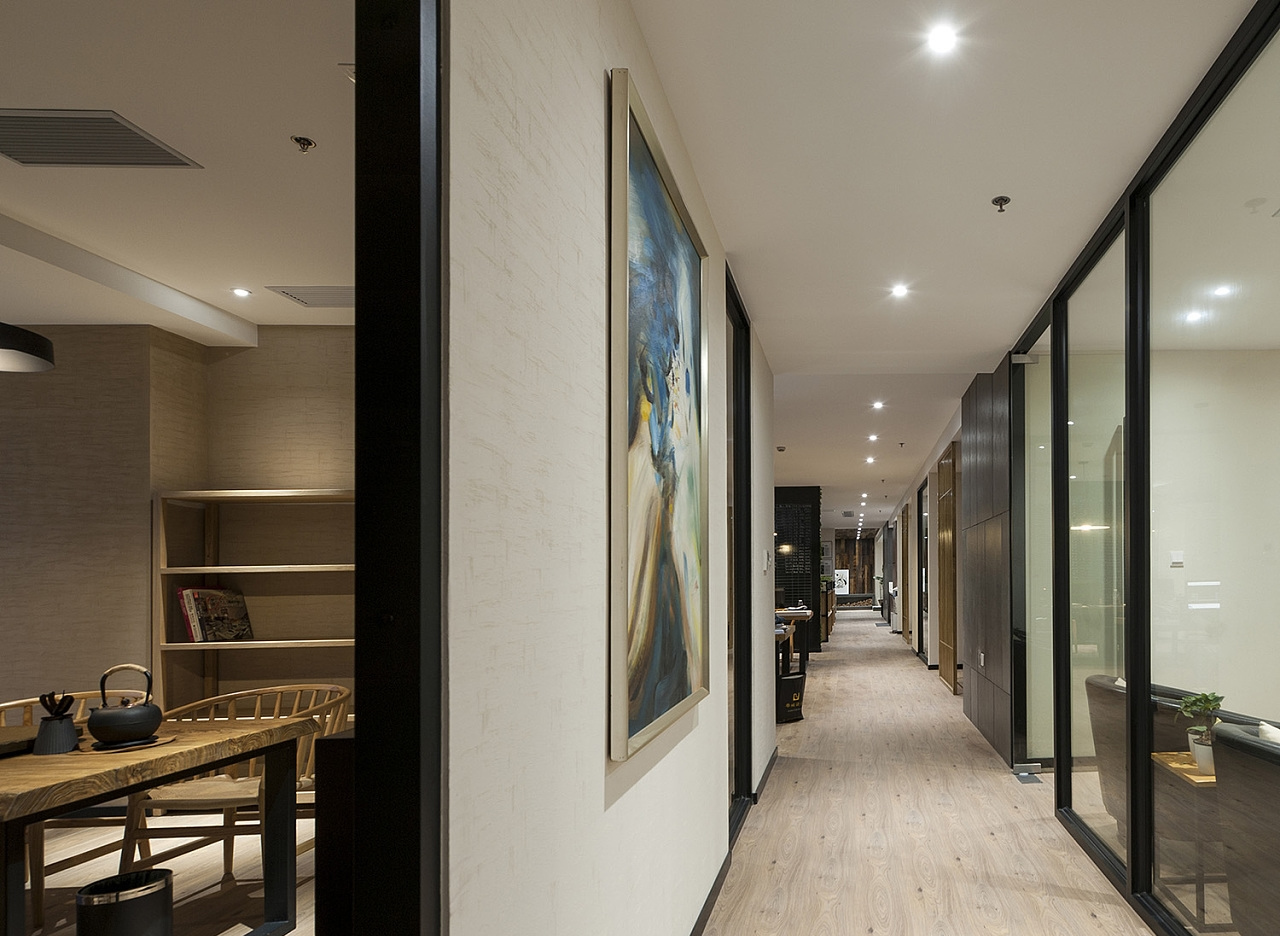 20181018024642164.jpg 辦公室過道設計實景